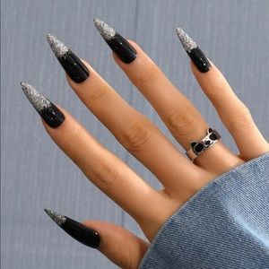Fake nails